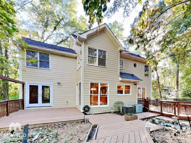 Building Photo - 3747 Running Fox Dr