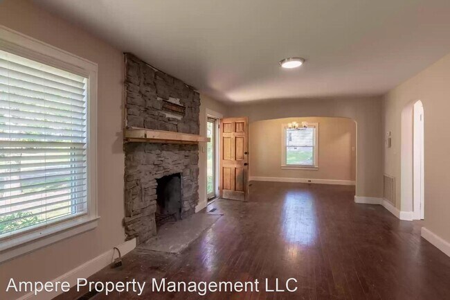 Building Photo - 3 br, 1 bath House - 126 Hunt Ave