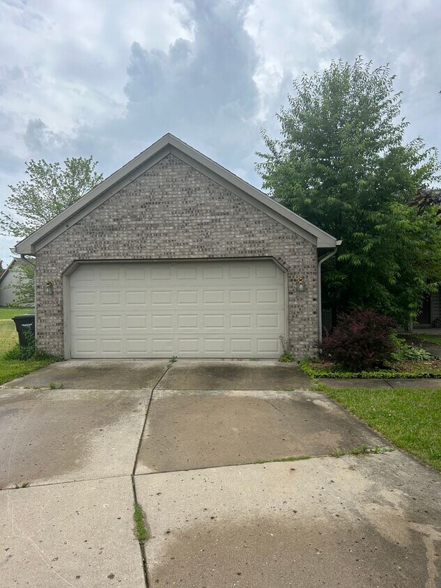 Building Photo - 3002 Butterfield Court