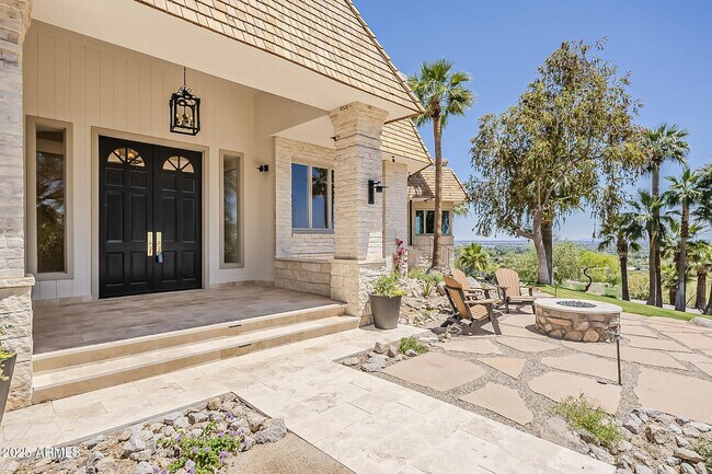Building Photo - 5654 E Mesquite Ln