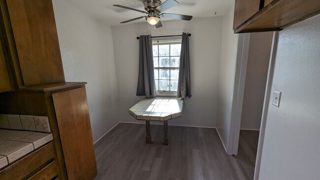 Foto del edificio - Beautiful Updated 3 Bedroom 1 Bath Home