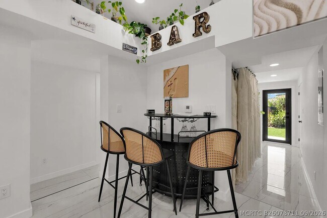 Foto del edificio - 1433 NE 53rd Ct
