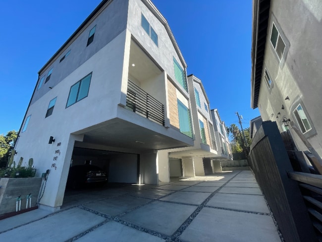 Building Photo - 140 N Carondelet St