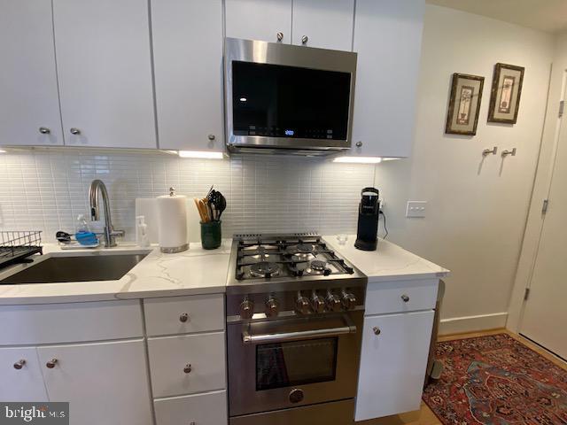 Foto del edificio - 1775 Swann St NW