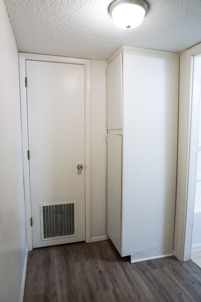 Interior Photo - Valley View Apartments