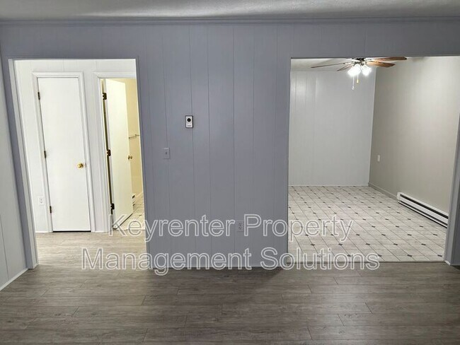 Building Photo - 117 Olive St