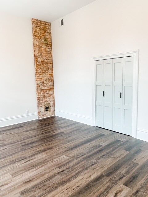 Bedroom - 215 Bush St