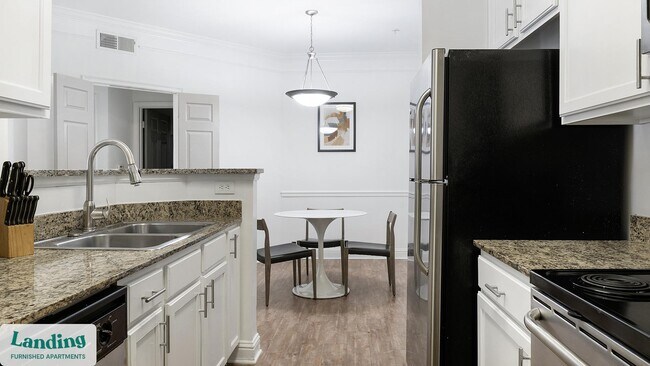 Foto del edificio - 925 Canterbury Rd NE