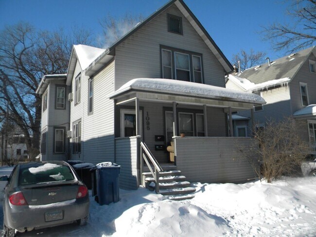 Building Photo - 1095-15