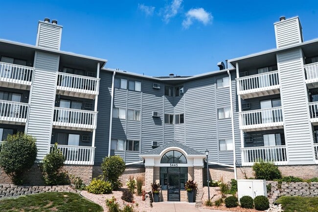 Foto del edificio - The Views of Minnetonka
