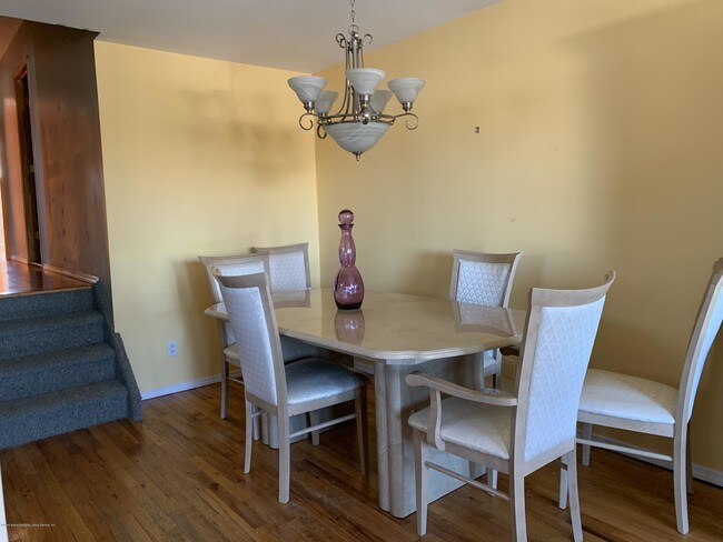 Foto del edificio - 450 Leverett Ave