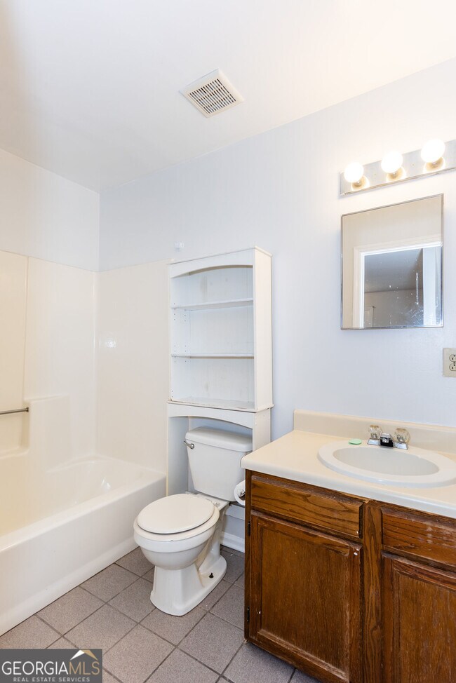 Foto del edificio - 656 Bellemeade Ave NW
