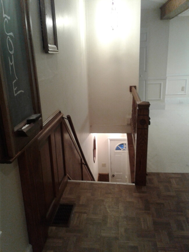 Building Photo - 314