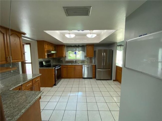 Building Photo - 5371 Crooked Oak Cir