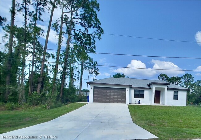 Building Photo - 4128 Barbarossa Ave