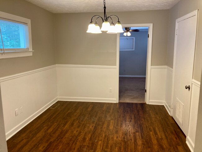 Foto del edificio - 54 Monroe Ave