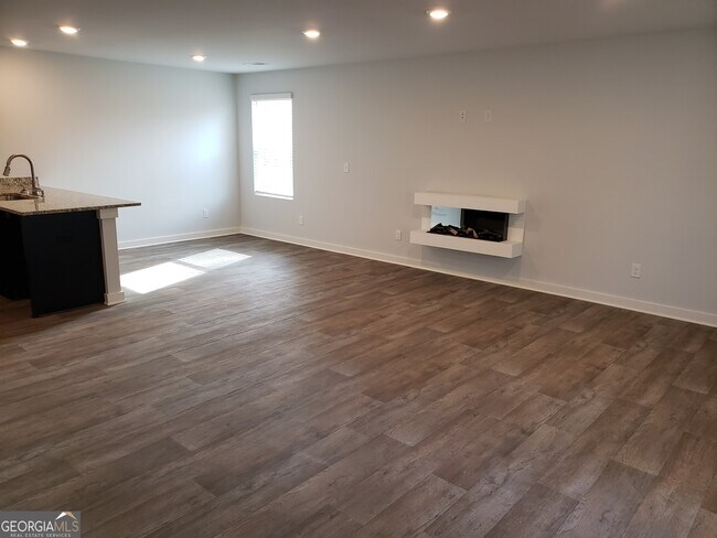 Building Photo - 271 Harris Walk