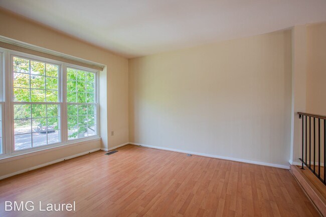 Building Photo - 3 br, 3 bath House - 18420 Honeylocust Cir