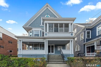 Building Photo - 136 Edwards St