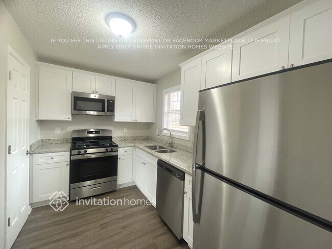 Foto del edificio - 304 Ivy Brook Dr