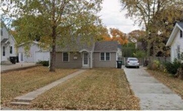 Building Photo - 1014 Marston Ave