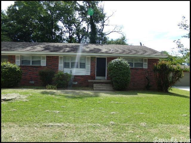 Building Photo - 403 Brookside Dr
