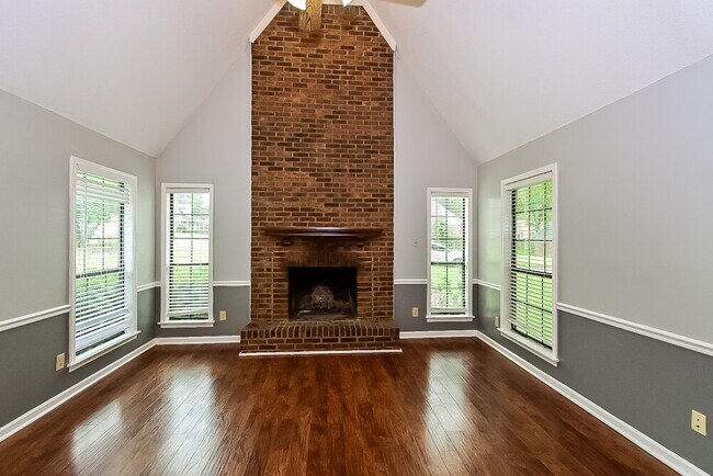 Building Photo - 6744 Blue Spruce Dr