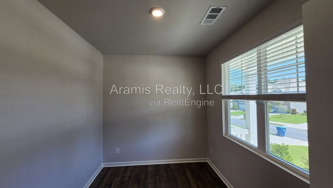 Building Photo - 7670 Demeter Dr
