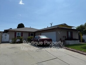 Building Photo - 1348 E 213th St