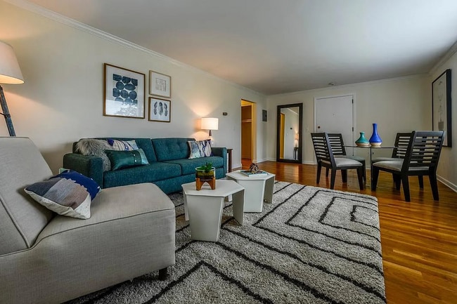 Building Photo - 11 Captain Parker Arms