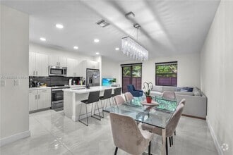 Building Photo - 15850 NW 91st Ct