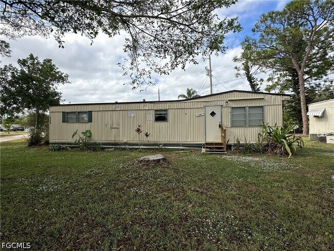 Foto del edificio - 2268 Carlisle Ln