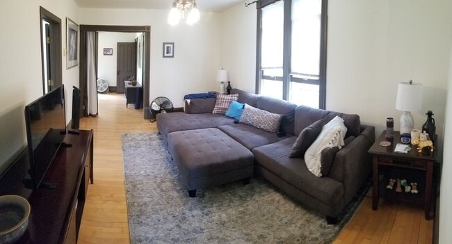 Foto del edificio - 718 6th St NE