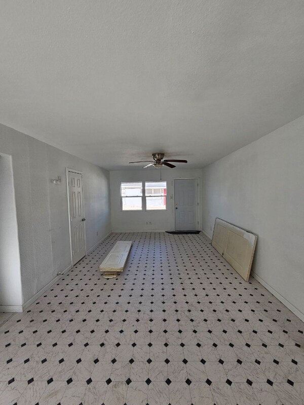 Foto del edificio - 1726 E Dartmouth St