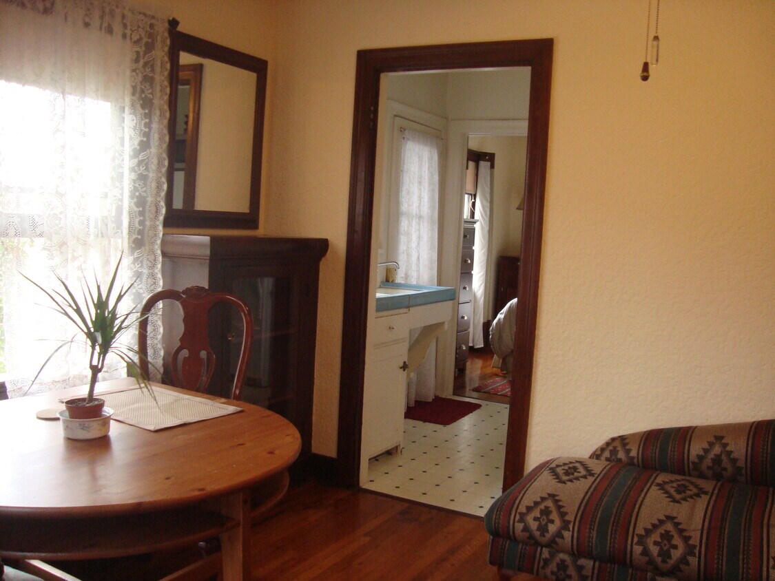 Living/Dining Area - 2748 C St