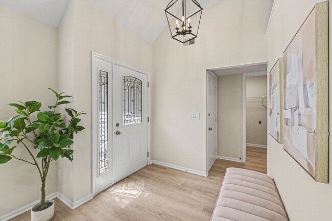Foto del edificio - 1478 Diamond Blvd