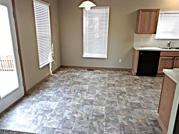 Foto del edificio - 6571 Hemmingford Dr
