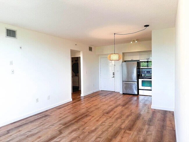 Foto del edificio - 2630 SW 28th St