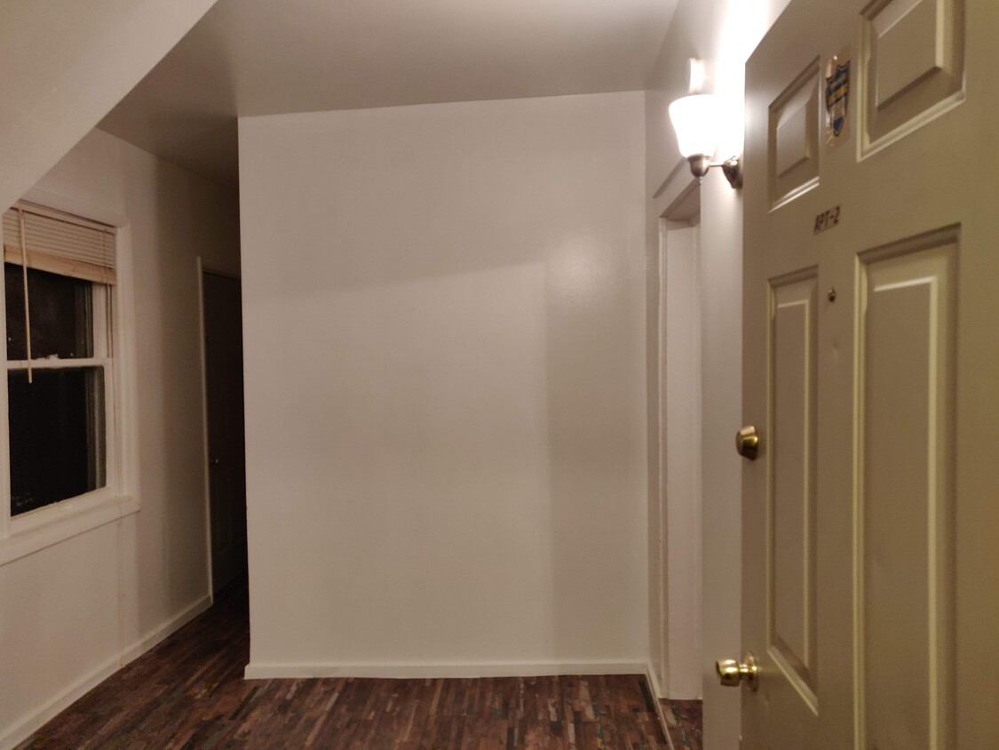 Foto principal - 815 Davis Terrace