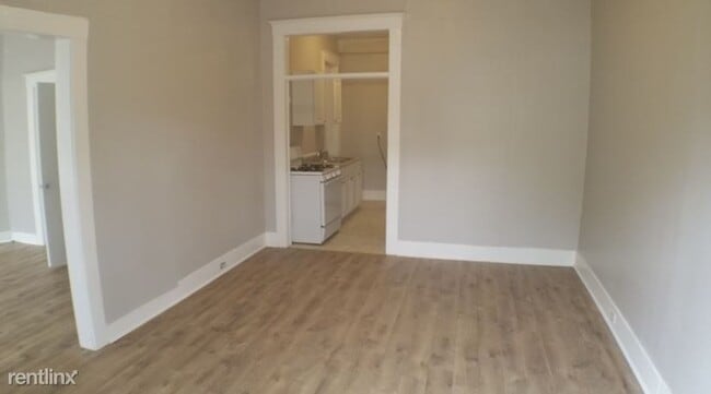 Building Photo - 2 br, 1 bath 4plex - 1138 West Ashby Place 1