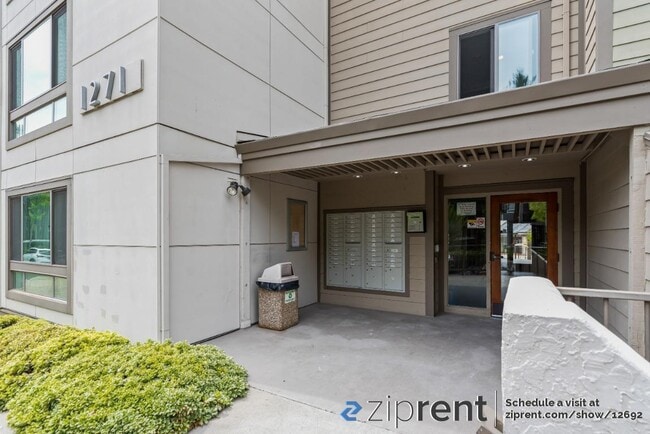 Foto del edificio - 1271 Poplar Ave