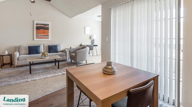 Building Photo - 7865 Grove Ct W