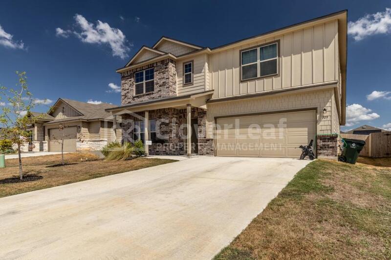 Foto principal - 709 Stonemanor Bay