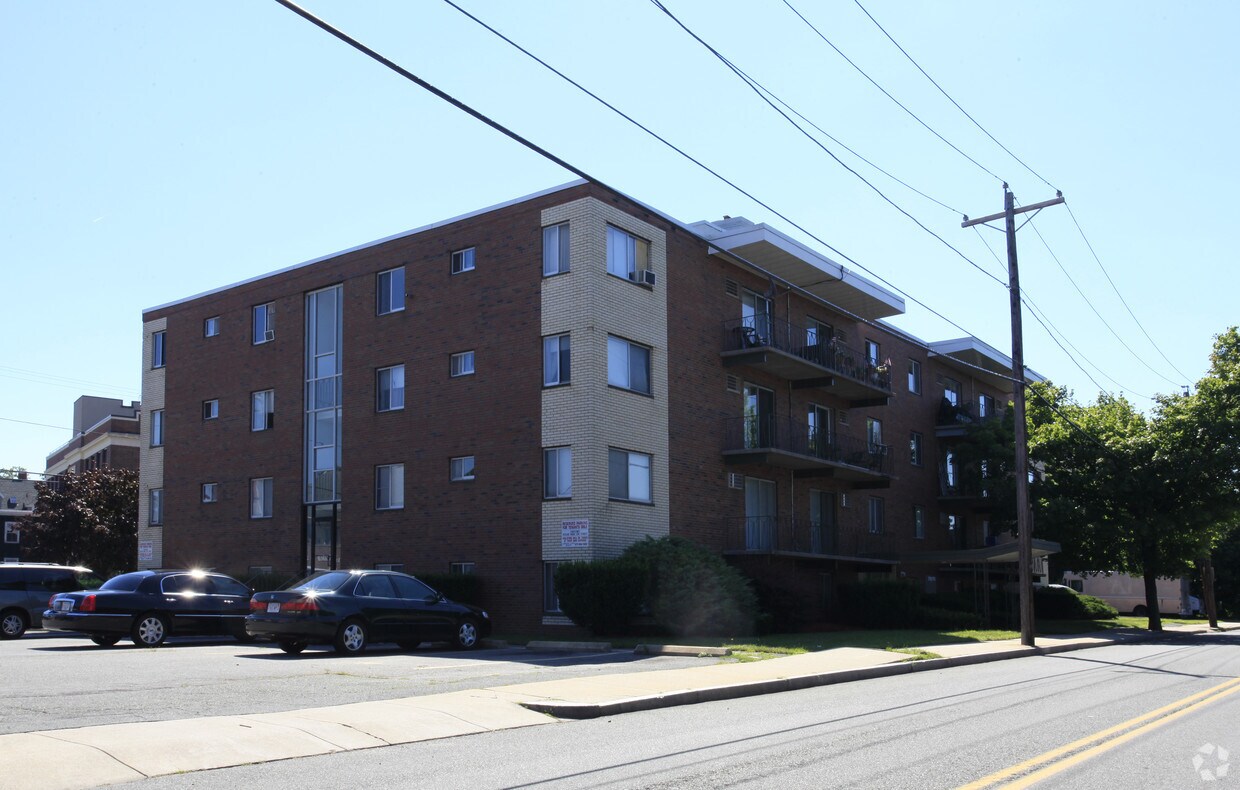 Foto del edificio - 435 Shirley St