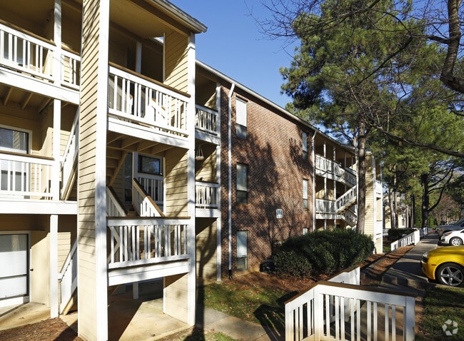 Aurella Cary Apartments - Cary, NC | Apartments.com