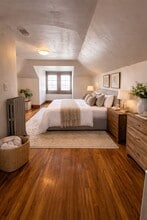 Building Photo - 123 St Andrew Rd