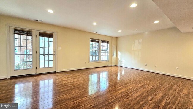 Building Photo - 13007 Ebenezer Chapel Dr