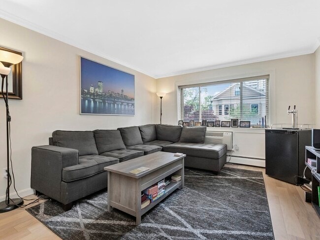 Foto del edificio - 329 Harvard St