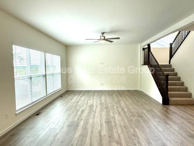 Foto del edificio - 713 Crested Pt Dr