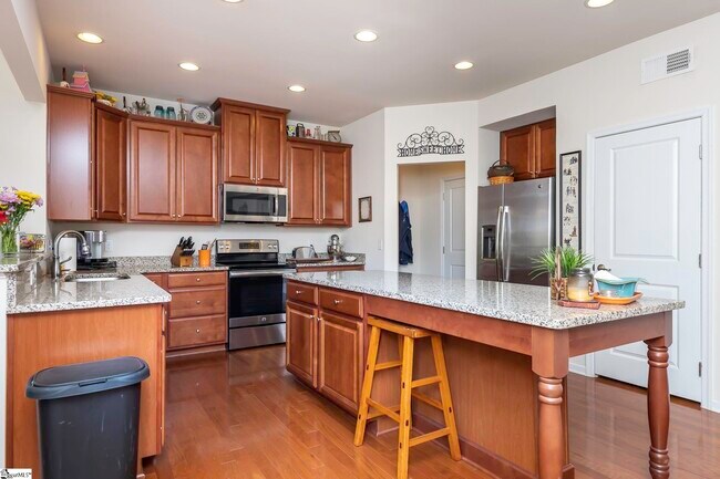 Foto del edificio - 212 Sandusky Ln
